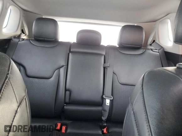 2022 Jeep Compass Latitude Lux with VIN 3C4NJDFB2NT221516, listed as a Copart auction lot 45726005 with 16,953 mi miles and Salvage title. Bid and sale history available at DreamBid. Image 10.