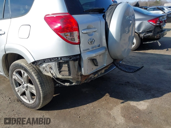 2008 Toyota RAV4 Sport with VIN JTMBK32V686042551, listed as a IAAI auction lot 41537816 with 246,477 mi miles. Bid and sale history available at carsss.com. Image 6.