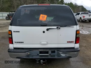 2006 GMC Yukon SLE with VIN 1GKEC13T06R110256, listed as a Copart auction lot 43820685 with Not Provided miles and Salvage Title. Bid and sale history available at DreamBid. Image 6.