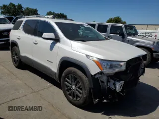 2018 GMC Acadia SLT z VIN 1GKKNMLS3JZ124800, wystawiony jako Copart lot #56323795 z przebiegiem 184 070 mil mil oraz Szkoda całkowita • Salvage title. Historia ofert i sprzedaży dostępna na DreamBid. Obrazek 4.