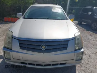 2004 Cadillac SRX with VIN 1GYEE63A840185428, listed as a IAAI auction lot 42088949 with 207,821 mi miles. Bid and sale history available at carsss.com. Image 6.