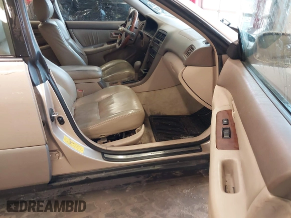 2001 Lexus ES 300 with VIN JT8BF28G510292961, listed as a IAAI auction lot 41584509 with 205,752 mi miles and . Bid and sale history available at DreamBid. Image 5.