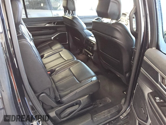 2023 Jeep Wagoneer Series II with VIN 1C4SJSBPXPS569738, listed as a Copart auction lot 44461015 with 38,621 mi miles and Clean title. Bid and sale history available at DreamBid. Image 11.