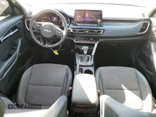 2023 Kia Seltos Nightfall with VIN KNDEUCA21P7404874, listed as a Copart auction lot 77232734 with 15,321 mi miles and Salvage Title. Bid and sale history available at carsss.com. Image 8.