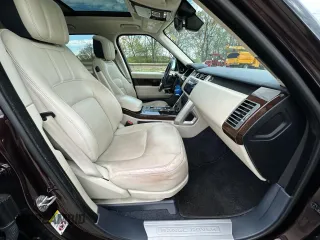 2020 Land Rover Range Rover HSE with VIN SALGS2RUXLA598308, listed as a Copart auction lot 56398735 with 132,979 mi miles and Clean Title. Bid and sale history available at DreamBid. Image 5.