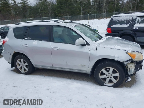 2006 Toyota RAV4 Limited with VIN JTMBK31V065012644, listed as a IAAI auction lot 41164316 with 215,149 mi miles. Bid and sale history available at carsss.com. Image 13.