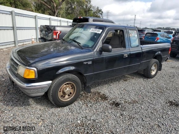 1996 Ford Ranger XLT with VIN 1FTCR14X1TPB15671, listed as a Copart auction lot 44339185 with 184,075 mi miles and Salvage Title. Bid and sale history available at carsss.com. Image 1.