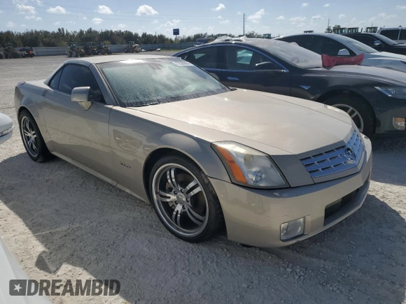 2006 Cadillac XLR z VIN 1G6YV36AX65603381, wystawiony jako Copart lot #77526894 z przebiegiem Nie podano mil oraz Nie do naprawy. Historia ofert i sprzedaży dostępna na DreamBid. Obrazek 4.