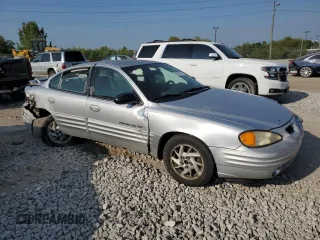 2002 Pontiac Grand Am SE1 with VIN 1G2NF52F72C128048, listed as a Copart auction lot 68912494 with 277,135 mi miles and Non Repairable. Bid and sale history available at carsss.com. Image 4.