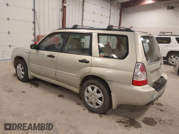 2006 Subaru Forester 2.5 X with VIN JF1SG63676H711623, listed as a IAAI auction lot 41986446 with 188,306 mi miles. Bid and sale history available at carsss.com. Image 3.
