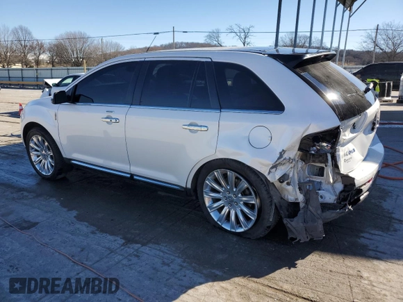 2013 Lincoln MKX with VIN 2LMDJ6JK8DBL60400, listed as a Copart auction lot 47014405 with 178,056 mi miles and Salvage Title. Bid and sale history available at carsss.com. Image 2.