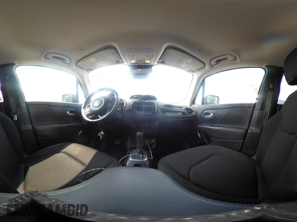 2018 Jeep Renegade Latitude z VIN ZACCJABB8JPH95034, wystawiony jako IAAI lot #42391815 z przebiegiem 47 562 mil mil oraz . Historia ofert i sprzedaży dostępna na DreamBid. Obrazek 18.