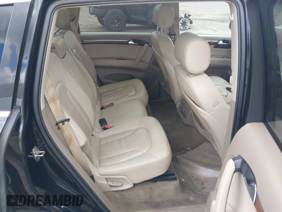 2009 Audi Q7 with VIN WA1AY74L19D016945, listed as a IAAI auction lot 39480989 with 149,769 mi miles and . Bid and sale history available at DreamBid. Image 8.