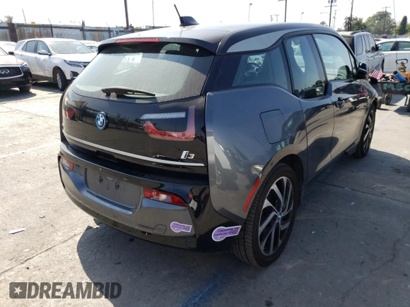 2018 BMW i3 with VIN WBY7Z4C58JVD97028, listed as a Copart auction lot 61591482 with 37,047 mi miles. Bid and sale history available at carsss.com. Image 4.