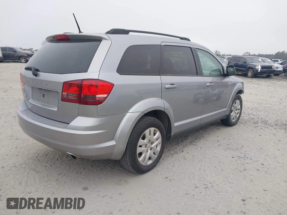 2018 Dodge Journey SE with VIN 3C4PDCAB9JT520769, listed as a IAAI auction lot 41545197 with 115,692 mi miles and . Bid and sale history available at carsss.com. Image 4.