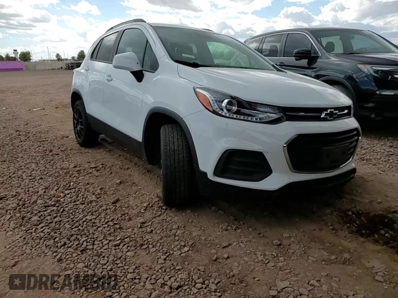 2022 Chevrolet Trax LT with VIN KL7CJPSM0NB556787, listed as a Copart auction lot 44207695 with 17,751 mi miles and Salvage Title. Bid and sale history available at DreamBid. Image 11.