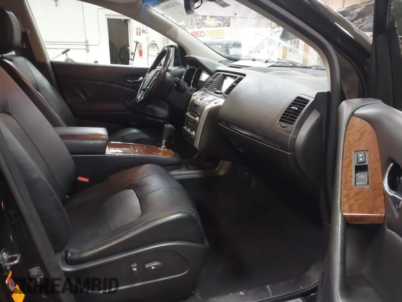 2009 Nissan Murano S with VIN JN8AZ18W19W134457, listed as a IAAI auction lot 41820814 with 132,672 mi miles and . Bid and sale history available at carsss.com. Image 5.
