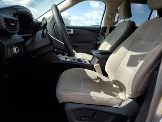 2021 Ford Explorer z VIN 1FMSK7BHXMGB57283, wystawiony jako Copart lot #63224585 z przebiegiem 45 690 mil mil oraz Nie do naprawy • Non repairable. Historia ofert i sprzedaży dostępna na DreamBid. Obrazek 7.