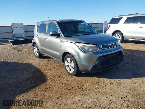 2014 Kia Soul with VIN KNDJN2A22E7059843, listed as a IAAI auction lot 41601093 with 61,396 mi miles. Bid and sale history available at carsss.com. Image 1.
