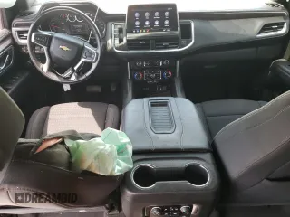 2021 Chevrolet Tahoe LS z VIN 1GNSKMKD0MR315982, wystawiony jako Copart lot #52740585 z przebiegiem 54 954 mil mil oraz Szkoda całkowita • Salvage title. Historia ofert i sprzedaży dostępna na DreamBid. Obrazek 8.