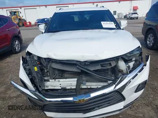 2021 Chevrolet Blazer LT с VIN 3GNKBDRS2MS510306, выставлен на аукционе IAAI как лот 42267830 с пробегом 96 745 миль миль и . История ставок и продаж доступна на DreamBid. Изображение 12.