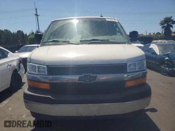 2019 Chevrolet Express Passenger LT with VIN 1GAZGPFG4K1252856, listed as a Copart auction lot 57459135 with 159,676 mi miles and Salvage title. Bid and sale history available at DreamBid. Image 5.