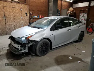 2022 Toyota Prius LE with VIN JTDL9MFU8N3035685, listed as a Copart auction lot 57112665 with 33,013 mi miles and Salvage title. Bid and sale history available at DreamBid. Image 1.