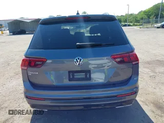 2020 Volkswagen Tiguan SE with VIN 3VV3B7AX3LM176300, listed as a IAAI auction lot 42004744 with 86,074 mi miles and . Bid and sale history available at DreamBid. Image 16.