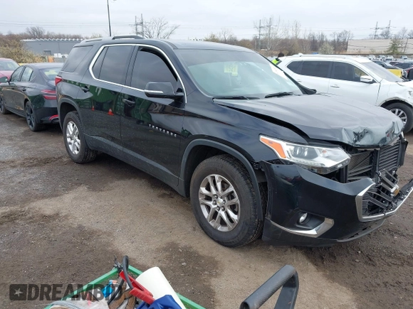 2018 Chevrolet Traverse LT Cloth with VIN 1GNEVGKW9JJ281915, listed as a IAAI auction lot 41943572 with 48,569 mi miles. Bid and sale history available at carsss.com. Image 1.