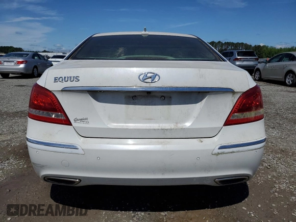 2013 Hyundai Equus Signature с VIN KMHGH4JH8DU070116, выставлен на аукционе Copart как лот 56278165 с пробегом 170 895 миль миль и Чистый • Clean title. История ставок и продаж доступна на DreamBid. Изображение 6.