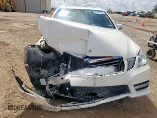 2012 Mercedes-Benz E 350 Luxury z VIN WDDHF5KB8CA634027, wystawiony jako Copart lot #61029405 z przebiegiem 162 206 mil mil oraz Szkoda całkowita • Salvage title. Historia ofert i sprzedaży dostępna na DreamBid. Obrazek 5.