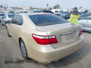 2009 Lexus LS 460 with VIN JTHBL46F195088008, listed as a IAAI auction lot 42726869 with 90,569 mi miles and . Bid and sale history available at DreamBid. Image 3.