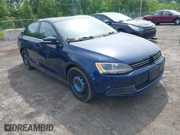 2013 Volkswagen Jetta SE z VIN 3VWDP7AJ0DM292598, wystawiony jako IAAI lot #42360798 z przebiegiem 169 885 mil mil oraz . Historia ofert i sprzedaży dostępna na DreamBid. Obrazek 1.