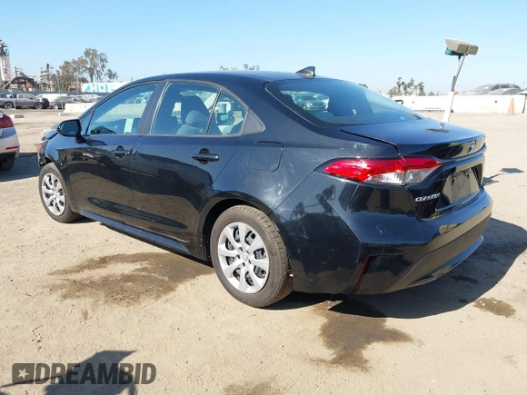 2021 Toyota Corolla LE with VIN 5YFEPMAE5MP200676, listed as a IAAI auction lot 42000746 with 40,457 mi miles and . Bid and sale history available at carsss.com. Image 3.