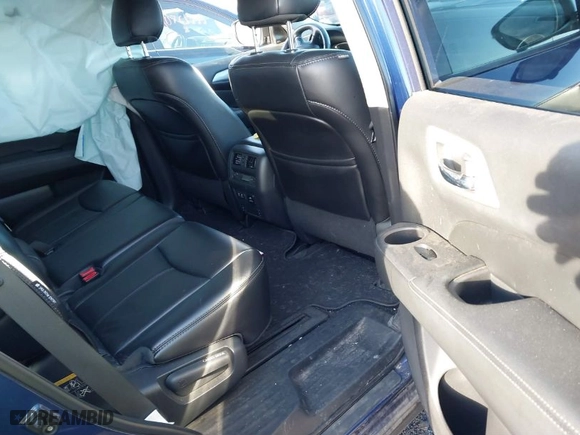 2019 Nissan Pathfinder SV with VIN 5N1DR2MM1KC612656, listed as a IAAI auction lot 40863170 with 64,769 mi miles. Bid and sale history available at carsss.com. Image 8.
