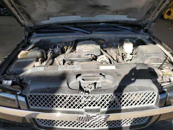 2003 Chevrolet Silverado 1500HD LT with VIN 1GCGK13U33F162400, listed as a Copart auction lot 73840764 with 204,912 mi miles and Salvage Title. Bid and sale history available at carsss.com. Image 13.