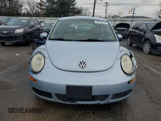 2010 Volkswagen New Beetle Coupe with VIN 3VWRG3AG9AM018010, listed as a Copart auction lot 85186234 with 146,824 mi miles and Salvage Title. Bid and sale history available at carsss.com. Image 5.