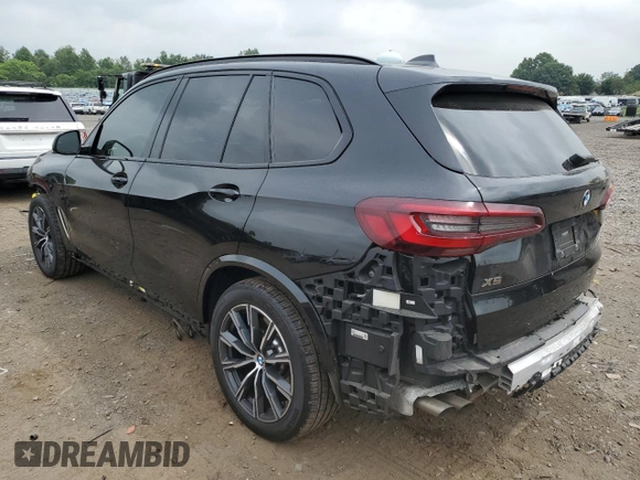 2020 BMW X5 M50i with VIN 5UXJU4C04L9C63640, listed as a Copart auction lot 63215564 with 45,172 mi miles and Salvage Title. Bid and sale history available at carsss.com. Image 2.