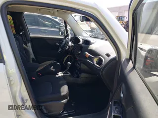 2017 Jeep Renegade Latitude with VIN ZACCJBBB8HPG52343, listed as a IAAI auction lot 42358909 with 101,348 mi miles and . Bid and sale history available at DreamBid. Image 5.