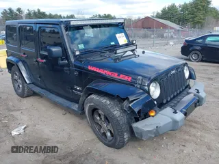 2017 Jeep Wrangler Unlimited Sahara with VIN 1C4BJWEG8HL711566, listed as a IAAI auction lot 42047290 with 147,789 mi miles and . Bid and sale history available at DreamBid. Image 1.