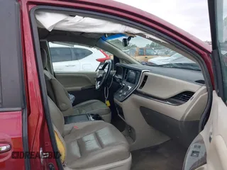 2015 Toyota Sienna XLE with VIN 5TDYK3DC0FS565597, listed as a IAAI auction lot 42062160 with 181,543 mi miles. Bid and sale history available at carsss.com. Image 5.