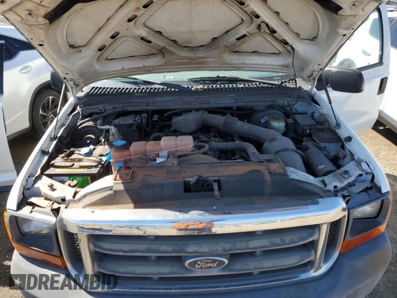 2000 Ford Super Duty F-250 XL with VIN 1FTNF20L0YEA61521, listed as a Copart auction lot 48381005 with 269,284 mi miles and Clean Title. Bid and sale history available at carsss.com. Image 11.
