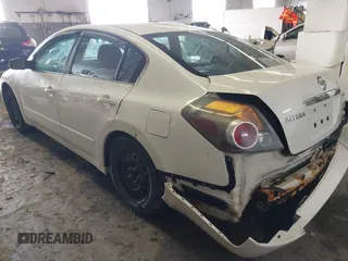 2009 Nissan Altima S z VIN 1N4AL21E59N477966, wystawiony jako IAAI lot #42190062 z przebiegiem 171 127 mil mil oraz . Historia ofert i sprzedaży dostępna na DreamBid. Obrazek 3.