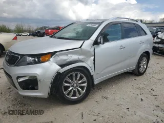 2013 Kia Sorento SX с VIN 5XYKWDA27DG363782, выставлен на аукционе Copart как лот 55253365 с пробегом 104 201 миль миль и Чистый • Clean title. История ставок и продаж доступна на DreamBid. Изображение 1.