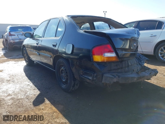 1999 Nissan Altima XE with VIN 1N4DL01D2XC156582, listed as a IAAI auction lot 41783168 with 292,251 mi miles. Bid and sale history available at carsss.com. Image 3.