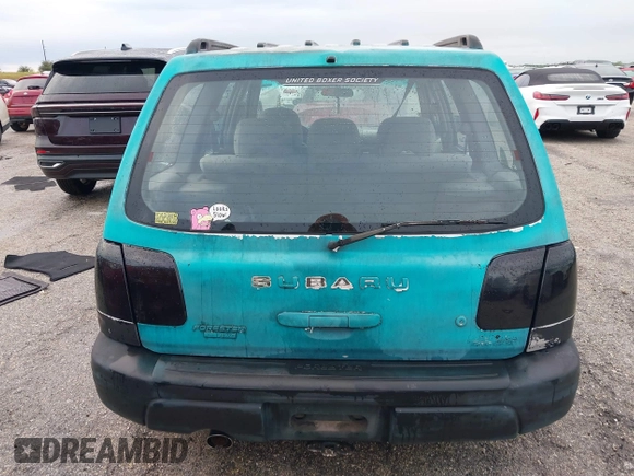 2001 Subaru Forester L with VIN JF1SF63551H762136, listed as a IAAI auction lot 40521706 with 0 mi miles. Bid and sale history available at carsss.com. Image 16.