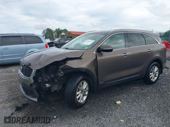 2019 Kia Sorento LX with VIN 5XYPGDA32KG429289, listed as a IAAI auction lot 40030977 with 53,579 mi miles. Bid and sale history available at carsss.com. Image 18.
