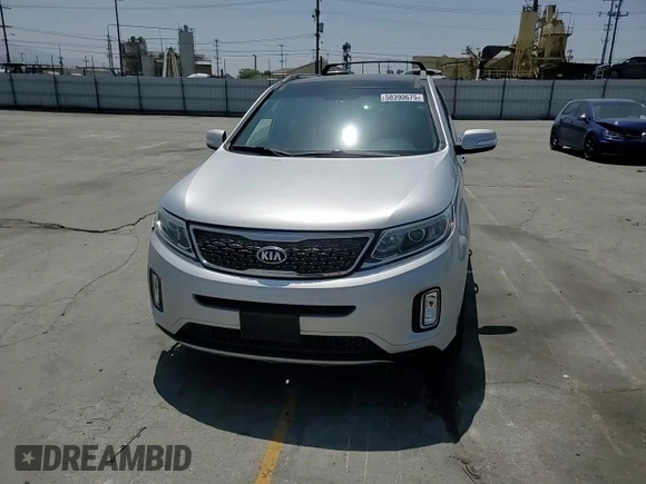 2014 Kia Sorento SX z VIN 5XYKW4A74EG547803, wystawiony jako Copart lot #58390675 z przebiegiem 138 424 mil mil oraz Szkoda całkowita • Salvage title. Historia ofert i sprzedaży dostępna na DreamBid. Obrazek 14.