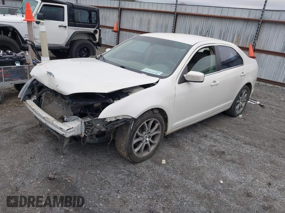 2011 Ford Fusion SE with VIN 3FAHP0HA2BR308274, listed as a IAAI auction lot 41519196 with 96,432 mi miles. Bid and sale history available at carsss.com. Image 2.
