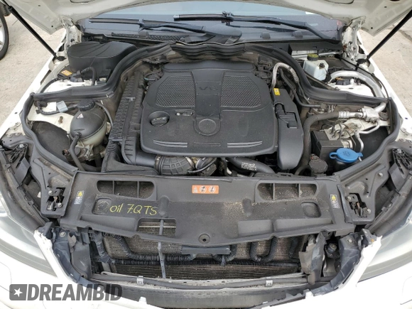 2013 Mercedes-Benz C 350 с VIN WDDGJ5HB4DG028644, выставлен на аукционе Copart как лот 52896985 с пробегом Не указан миль и Чистый • Clean title. История ставок и продаж доступна на DreamBid. Изображение 11.